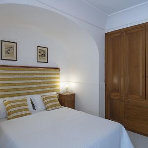Camera standard con letto king size